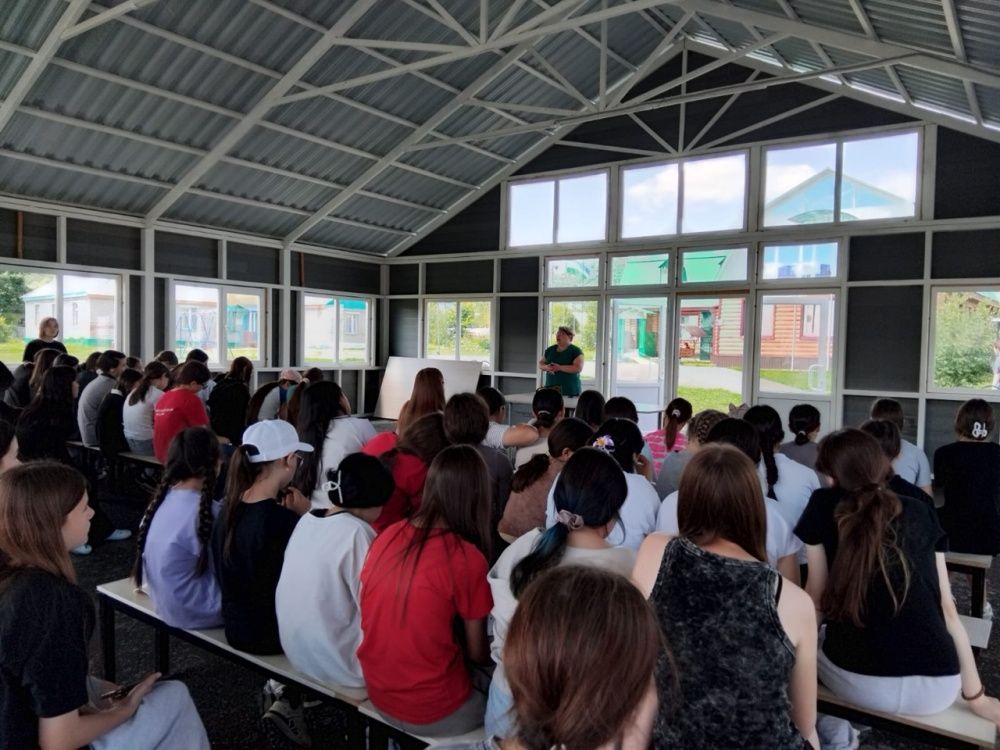 Тематическая встреча с подростками