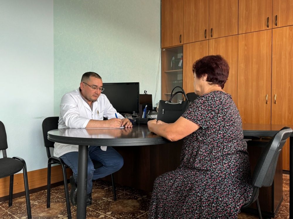Вчера и.о. главного врача Сарбаев Ришат Рамилевич провел личный прием граждан